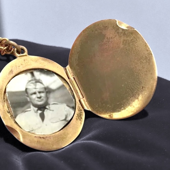 🌺Vintage 1940’s 24K Damascene Necklace & Earrings - Picture 4 of 15